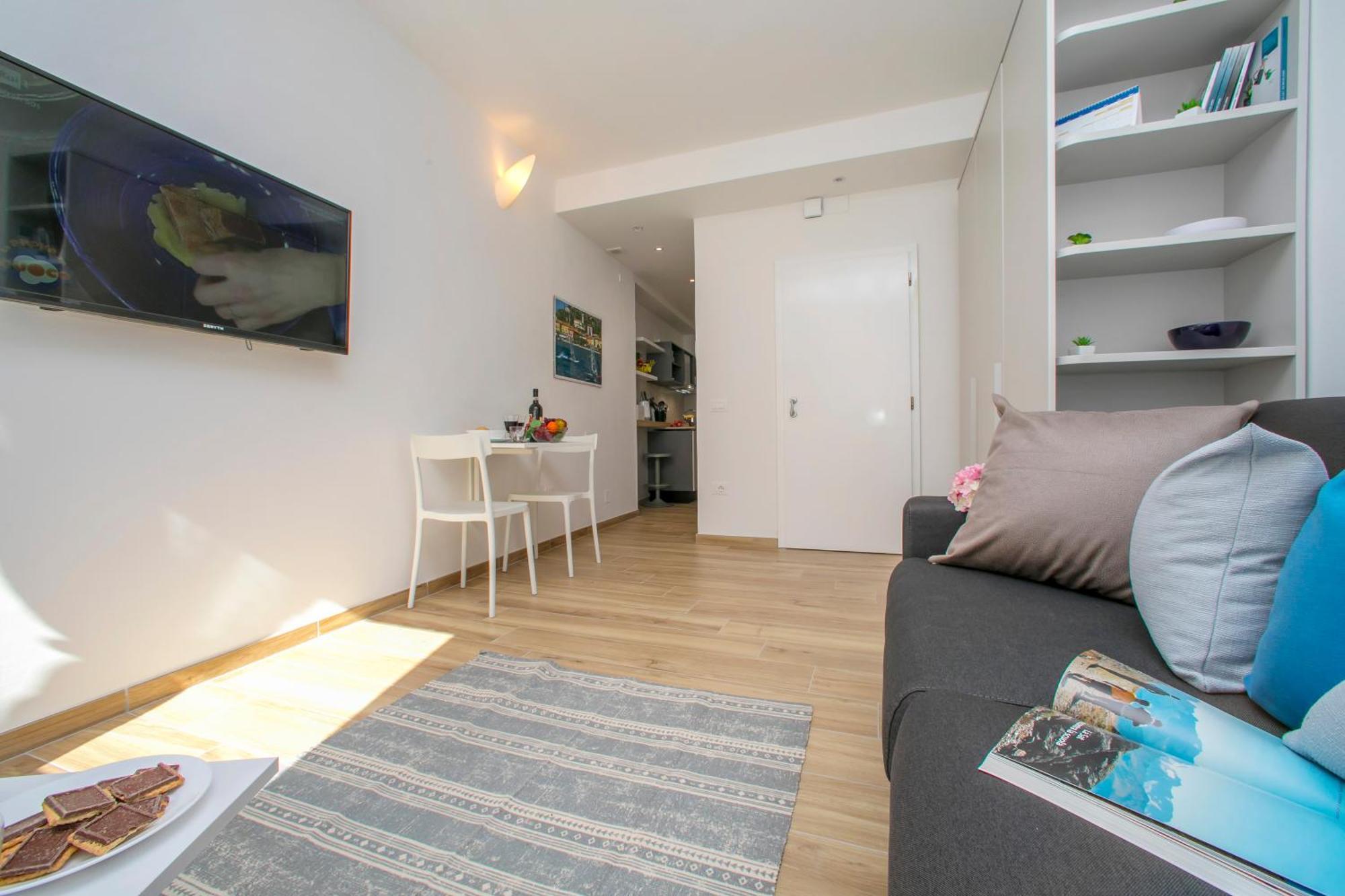 Nido Sui Tetti Di Riva Del Garda - Happy Rentals Exterior foto